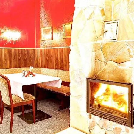 Askania Bed & Breakfast